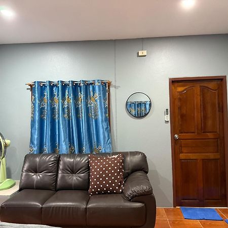 P'Un House Hotel เกาะเต่า ภายนอก รูปภาพ