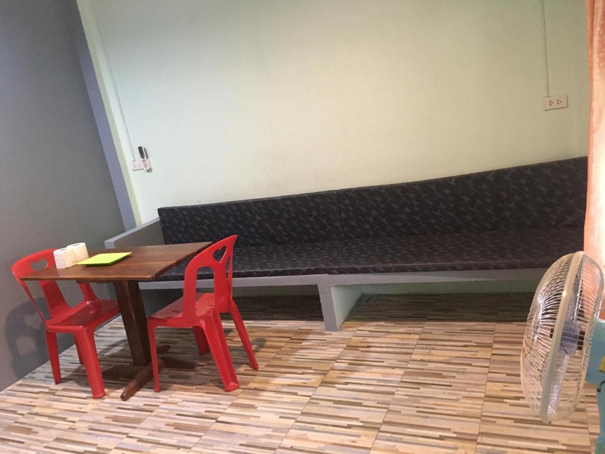 P'Un House Hotel เกาะเต่า ภายนอก รูปภาพ