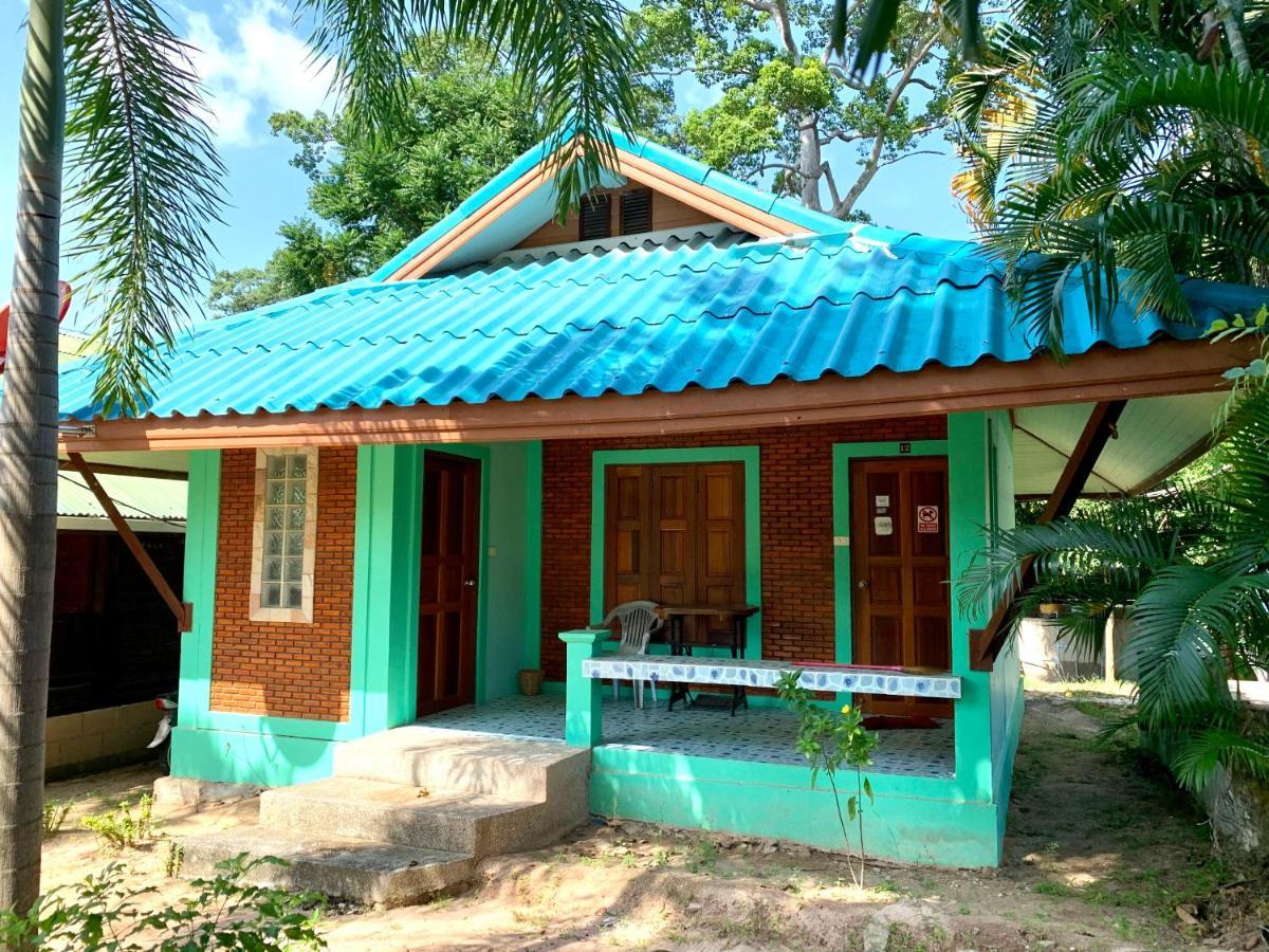 P'Un House Hotel เกาะเต่า ภายนอก รูปภาพ