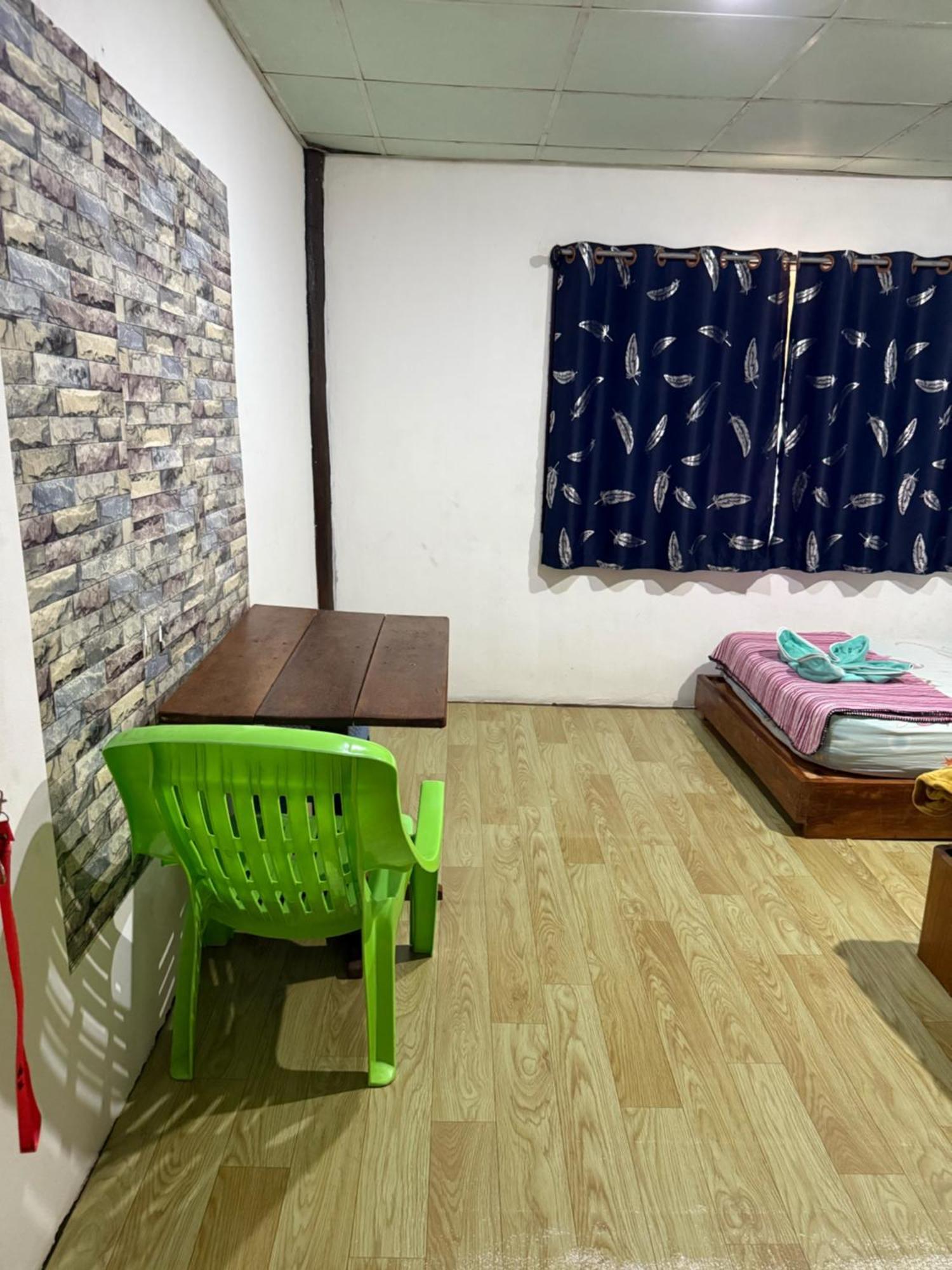 P'Un House Hotel เกาะเต่า ภายนอก รูปภาพ