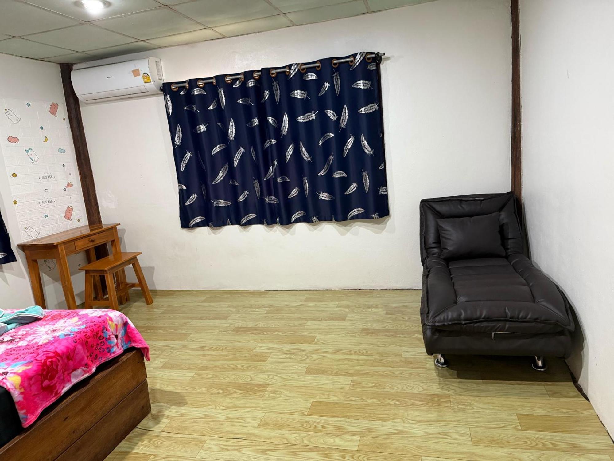 P'Un House Hotel เกาะเต่า ภายนอก รูปภาพ